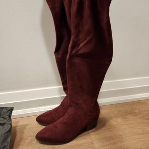 EUC Expression Over the knee suede boots